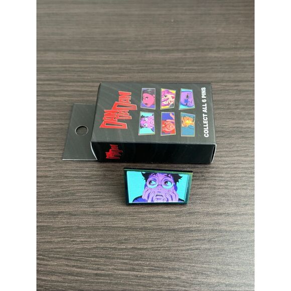 Dandadan Opening Scene Character Blind Box Pin - Okarun - Picture 1 of 2